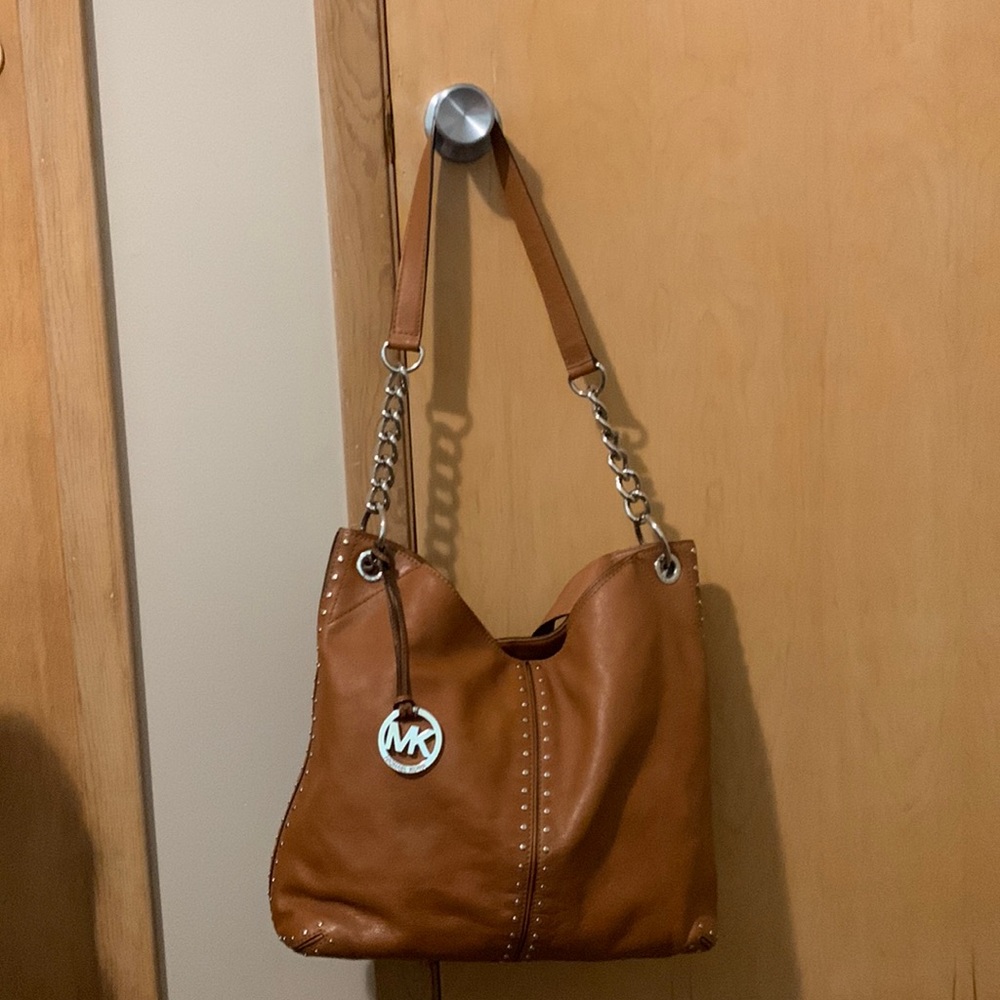 Lg Michael Kors hand bag